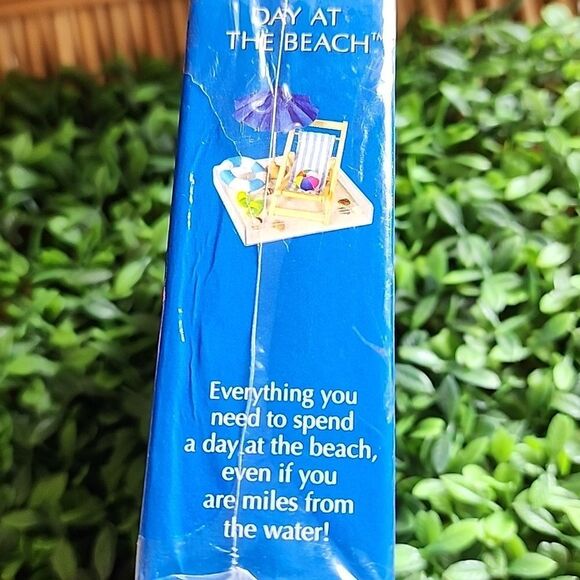 Day At The Beach Desk Top Miniature - Picture 9 of 9